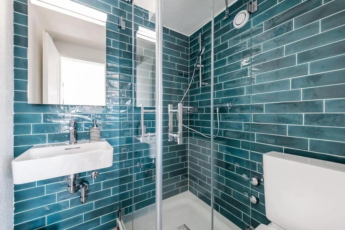 Modern 1 Room Apartment In District 4 Zürich Schweiz